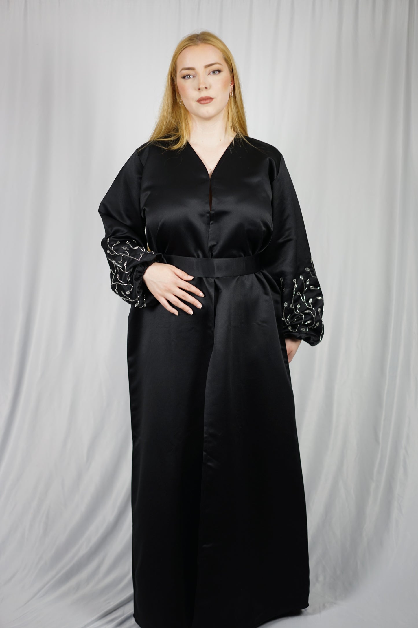 Black Balloon sleeve abaya